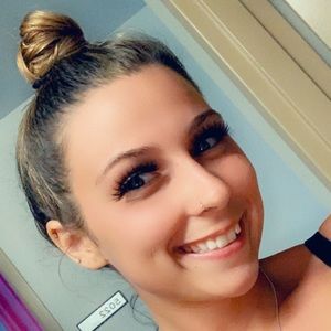 Meet your Posher, Kelsey